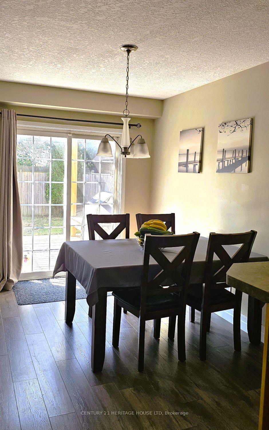 Photo 13 of 256 Sienna Crescent, Kitchener — HOMEH
