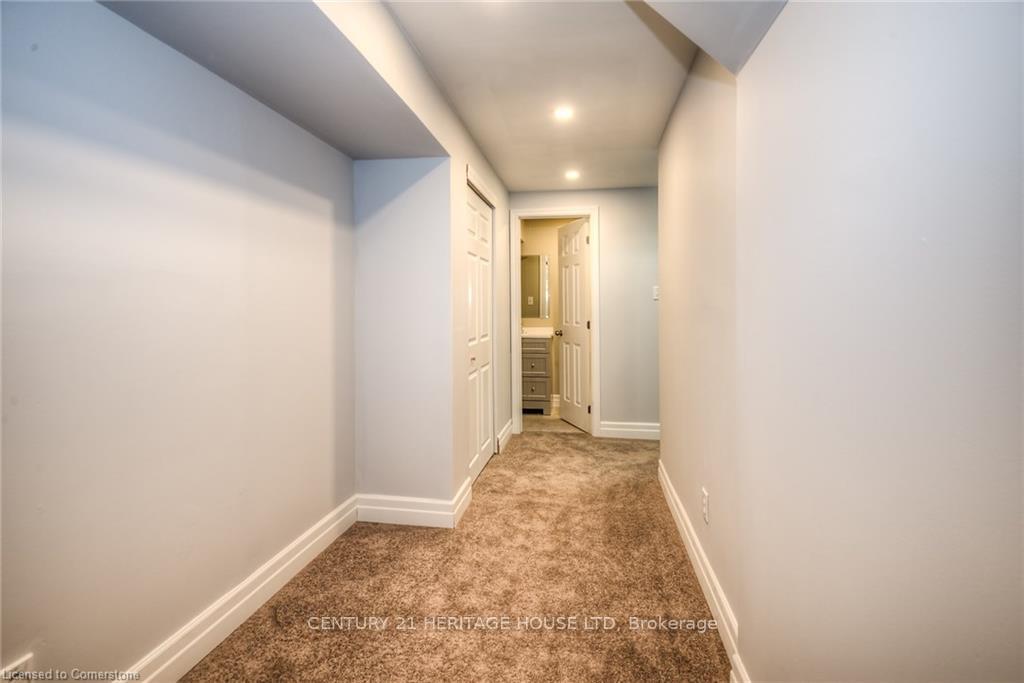 Photo 19 of 256 Sienna Crescent, Kitchener — HOMEH