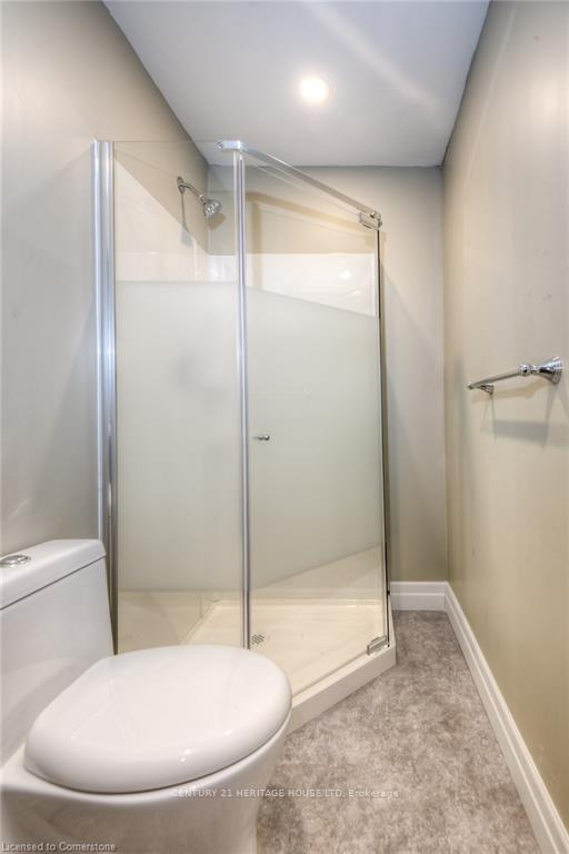 Photo 21 of 256 Sienna Crescent, Kitchener — HOMEH