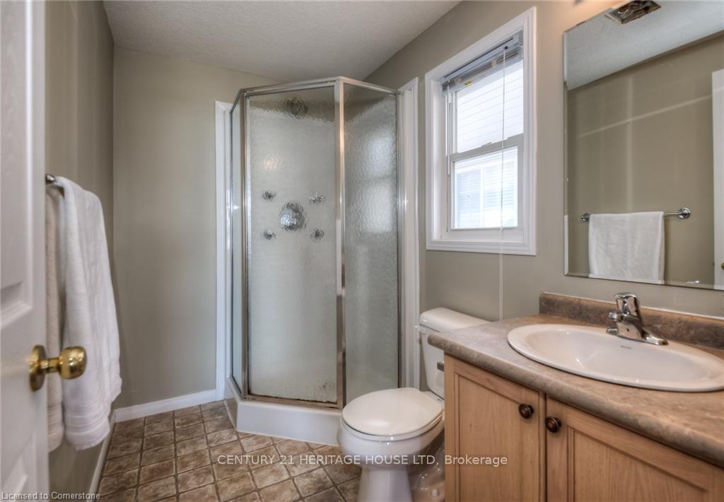 Photo 28 of 256 Sienna Crescent, Kitchener — HOMEH