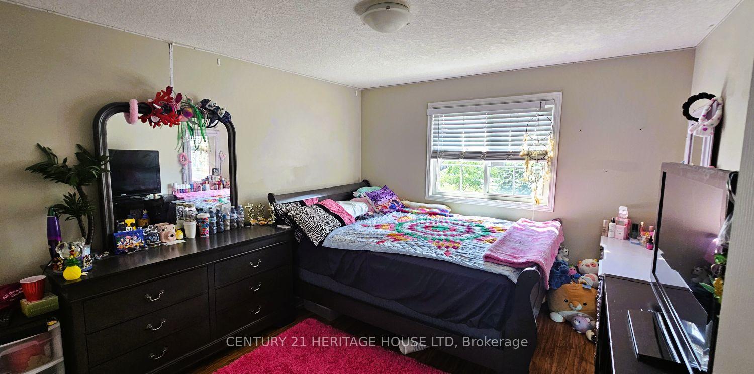 Photo 30 of 256 Sienna Crescent, Kitchener — HOMEH
