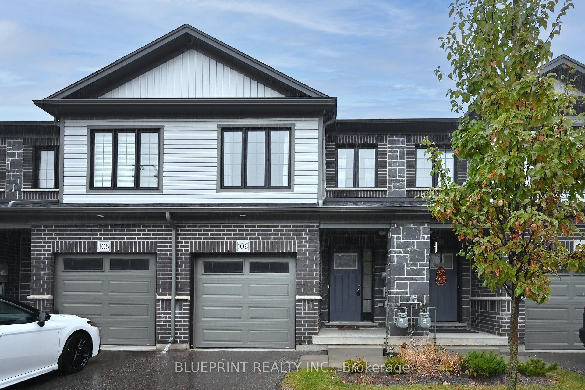 Front of 106 Woodedge Circle