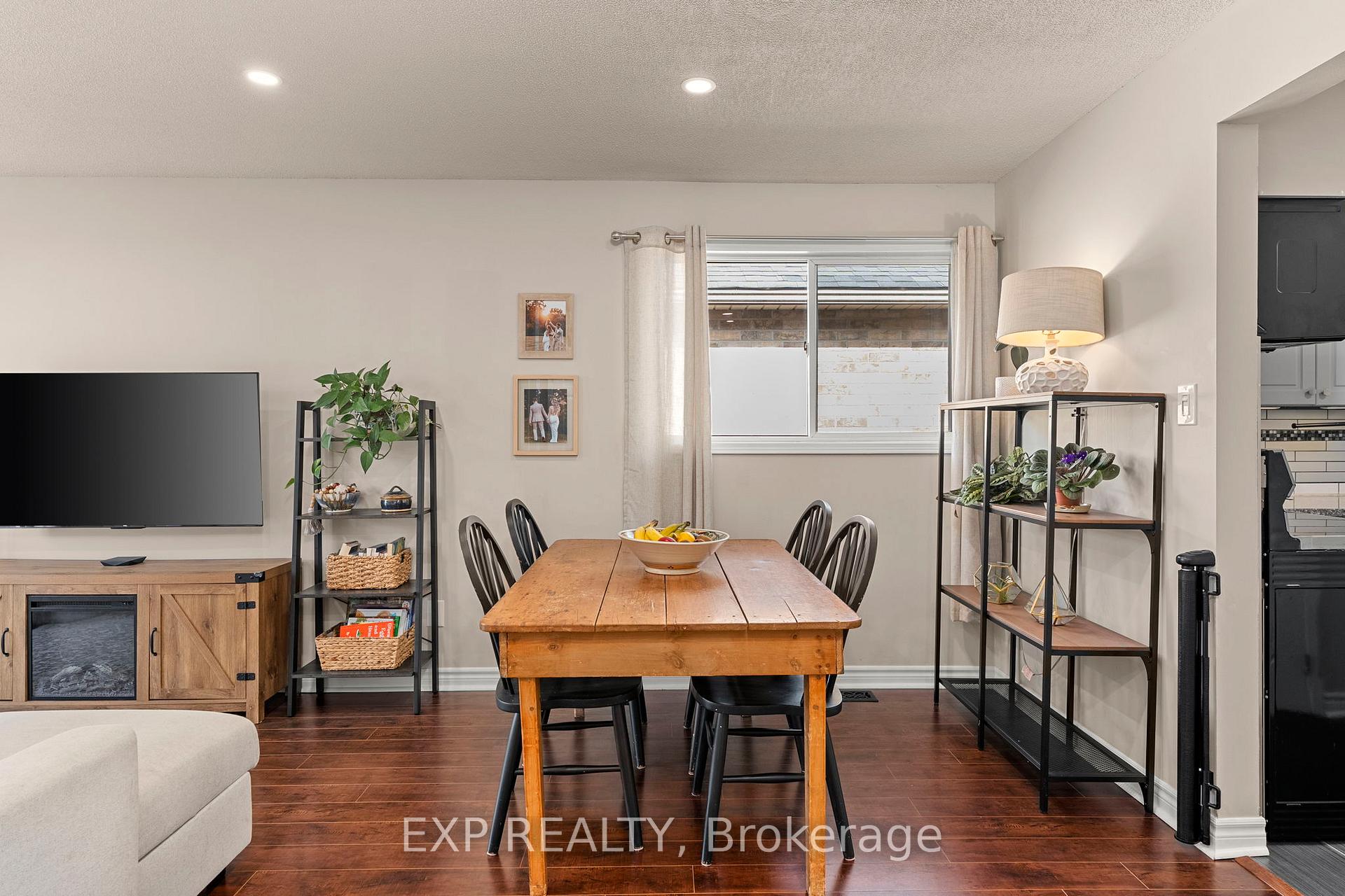 Photo 9 of 1315 Forest Street, Innisfil, Alcona — HOMEH