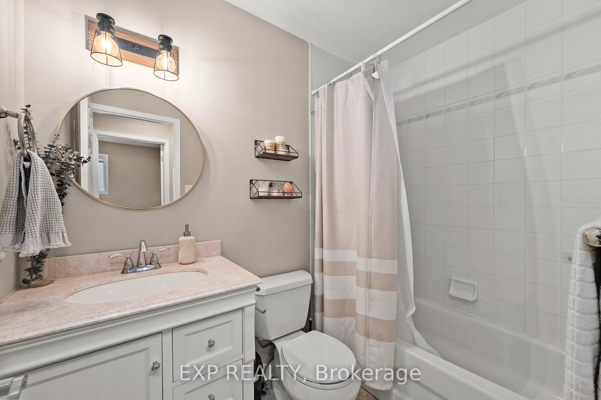 Photo 14 of 1315 Forest Street, Innisfil, Alcona — HOMEH