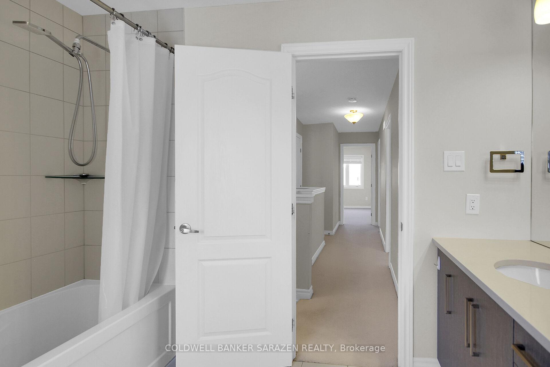 Photo 13 of 438 Meadowbreeze Drive, Ottawa, Kanata - Emerald Meadows/Trailwest — HOMEH