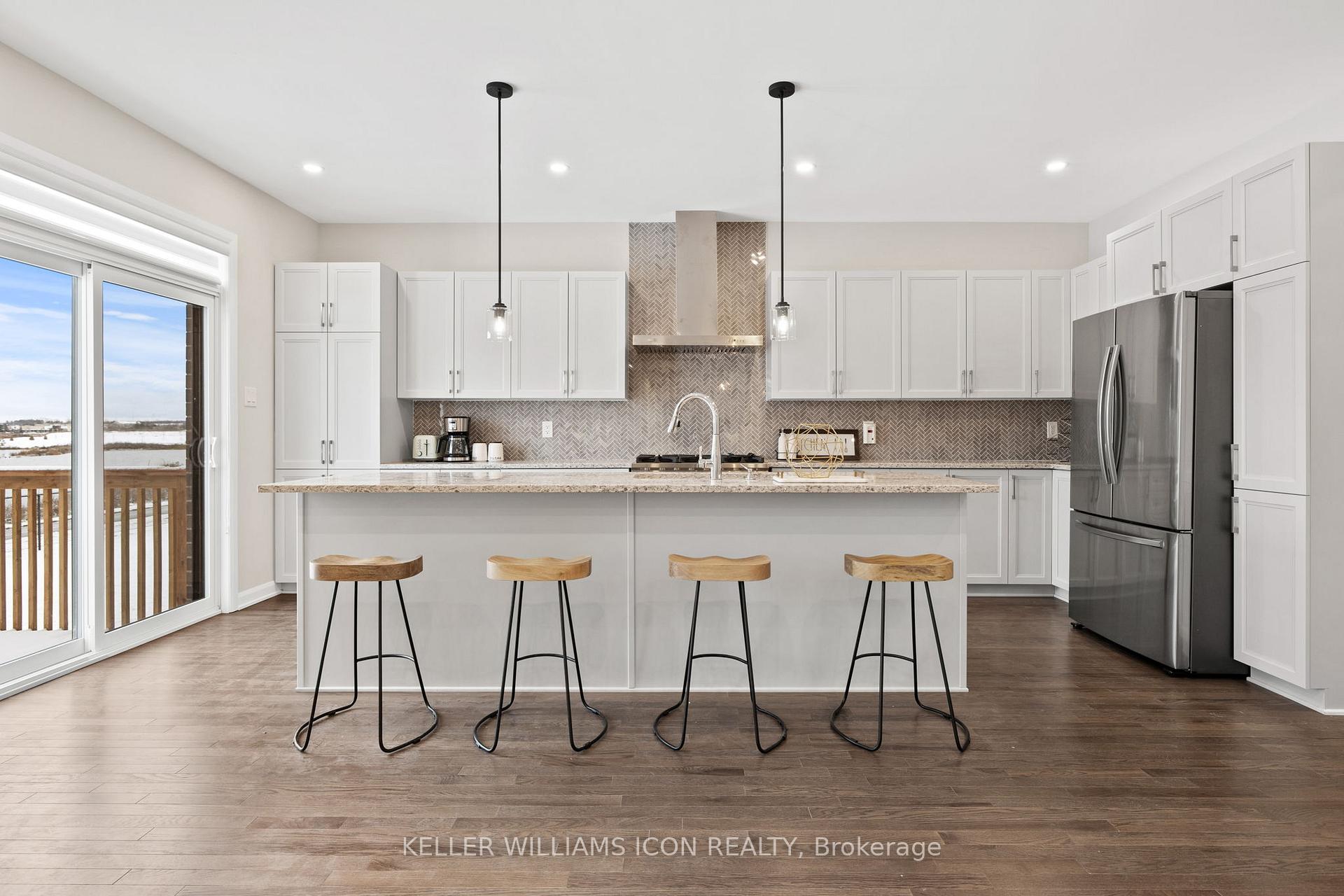 Photo 10 of 614 Winterset Road, Ottawa, Kanata - Kanata Lakes/Heritage Hills — HOMEH