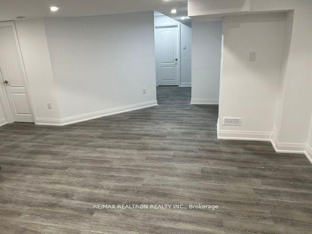 Photo 27 of 2 Mccaul Street, Markham, Berczy — HOMEH
