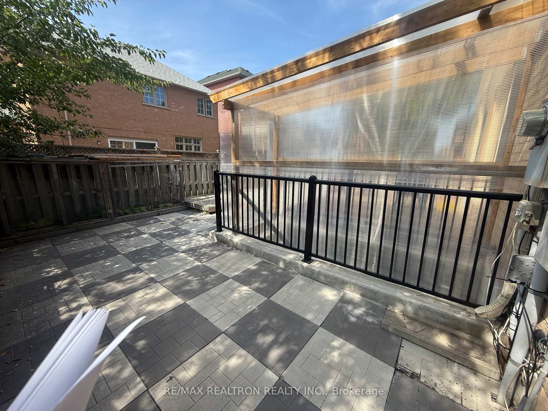 Photo 38 of 2 Mccaul Street, Markham, Berczy — HOMEH