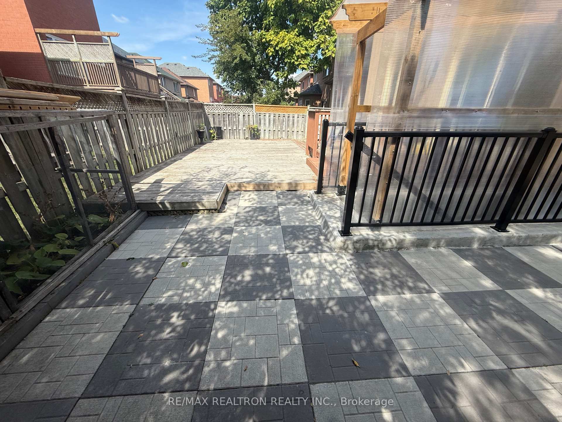 Photo 39 of 2 Mccaul Street, Markham, Berczy — HOMEH