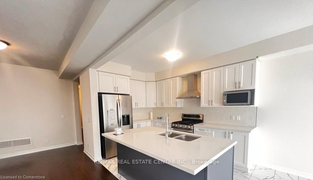 Photo 9 of 89 Grassbourne Avenue, Kitchener — HOMEH