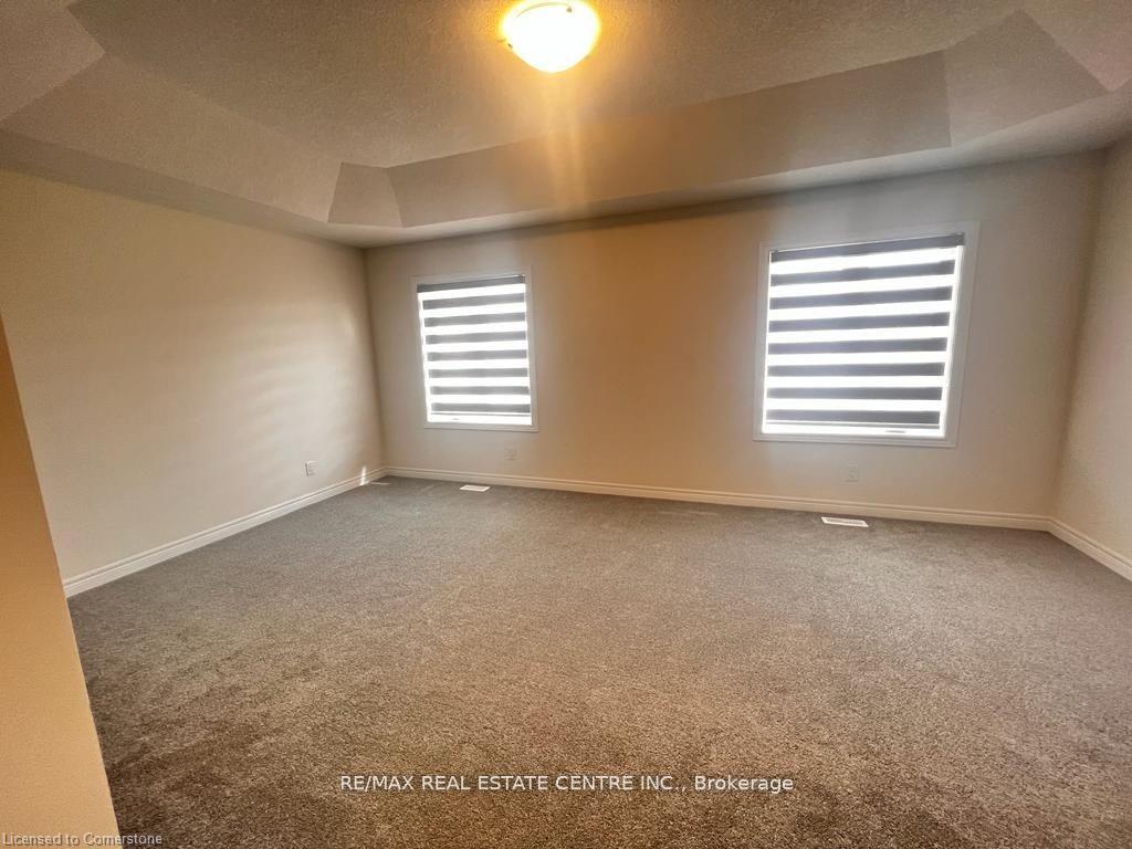 Photo 10 of 89 Grassbourne Avenue, Kitchener — HOMEH