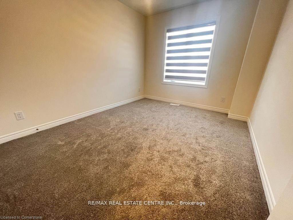 Photo 12 of 89 Grassbourne Avenue, Kitchener — HOMEH