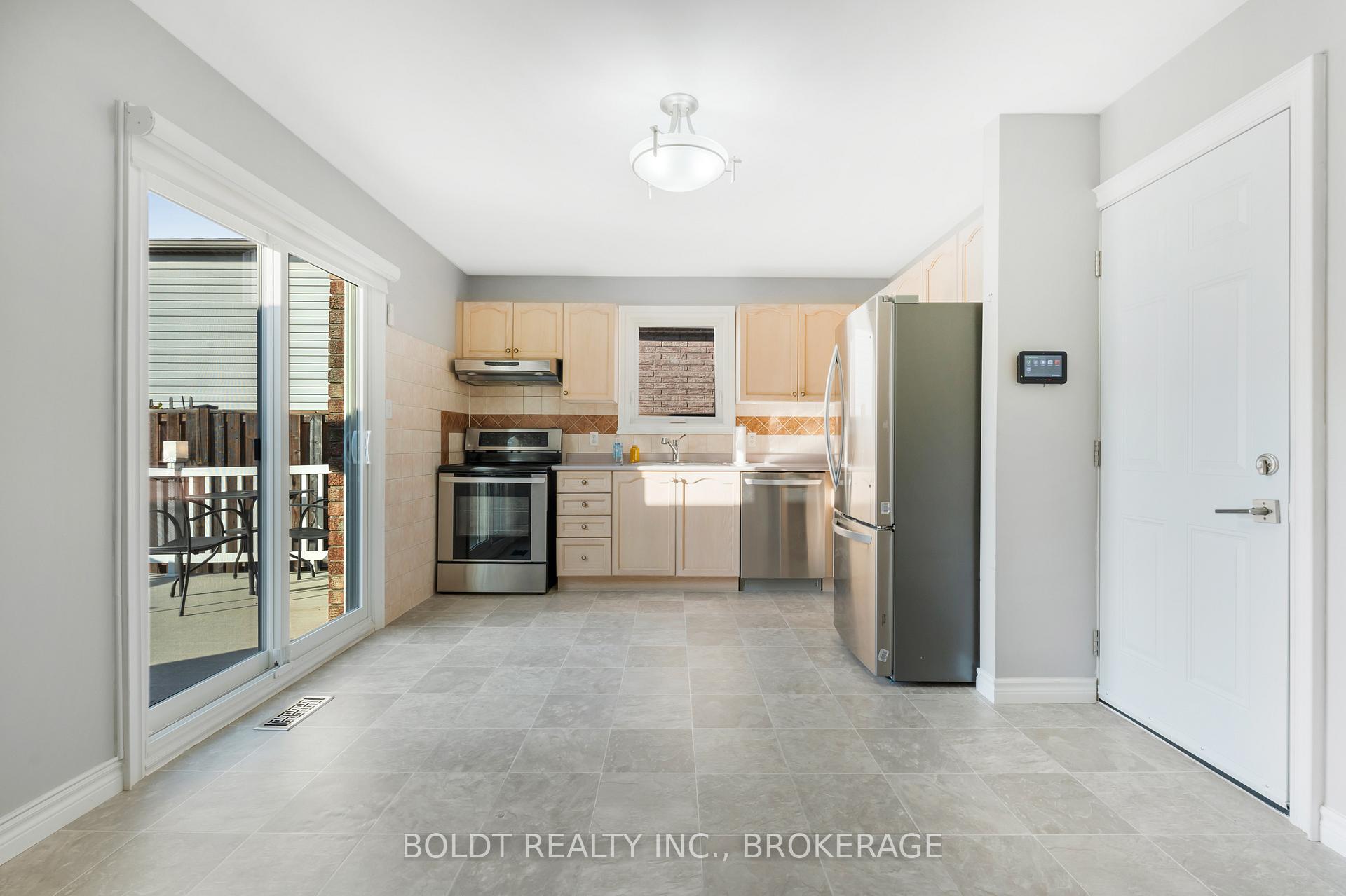 Photo 13 of 18 Jeremy Street, Hamilton, Jerome — HOMEH