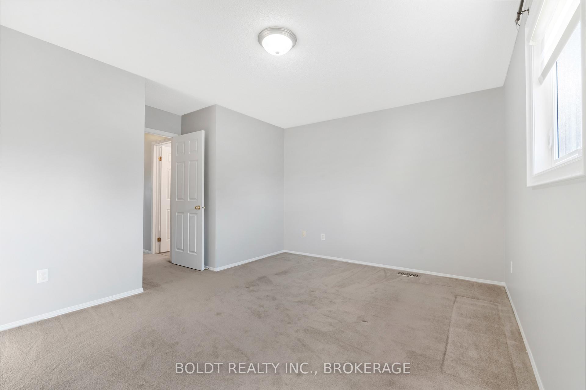 Photo 25 of 18 Jeremy Street, Hamilton, Jerome — HOMEH