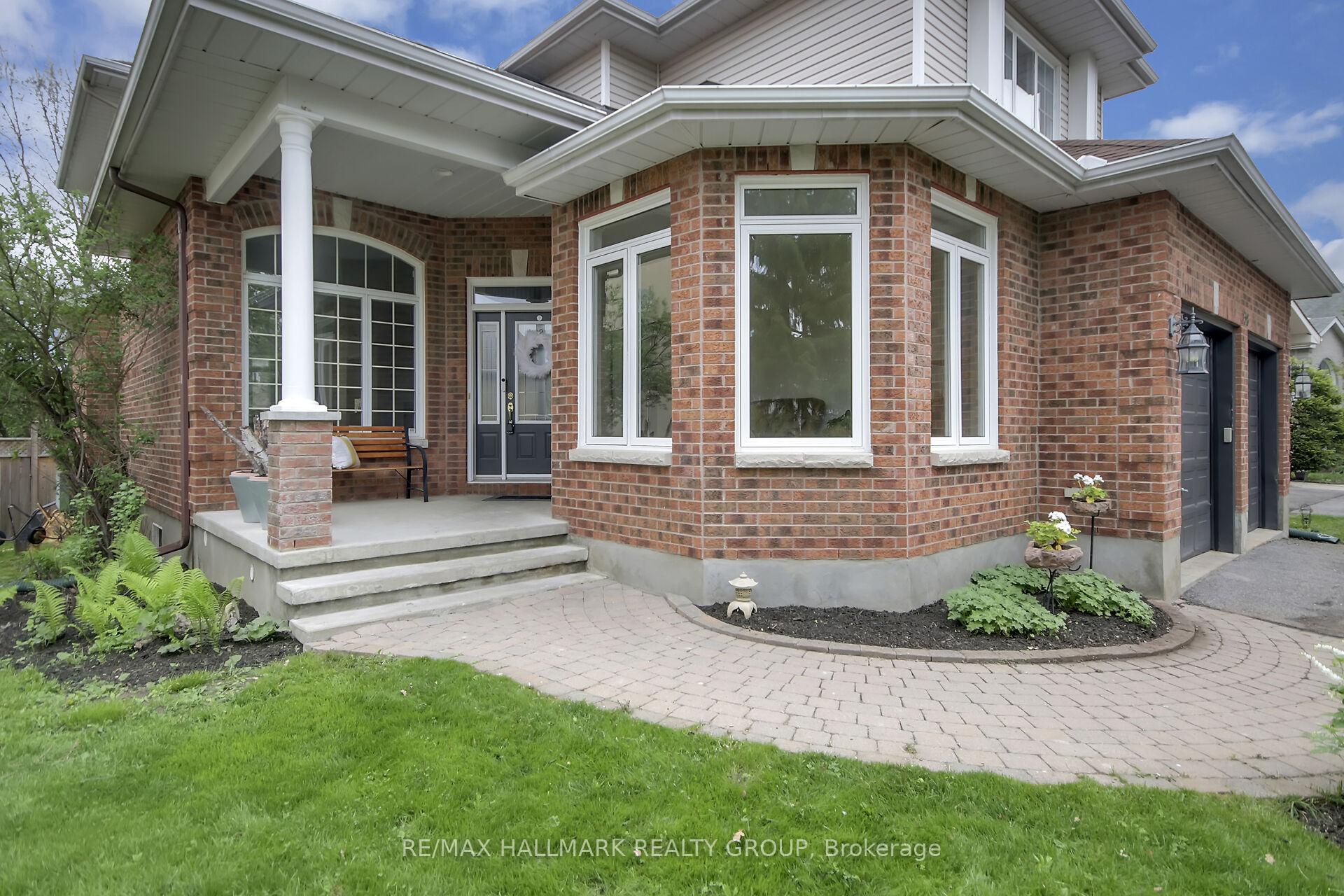 Photo 2 of 138 Shaughnessy Crescent, Ottawa, Kanata - Kanata Lakes/Heritage Hills — HOMEH