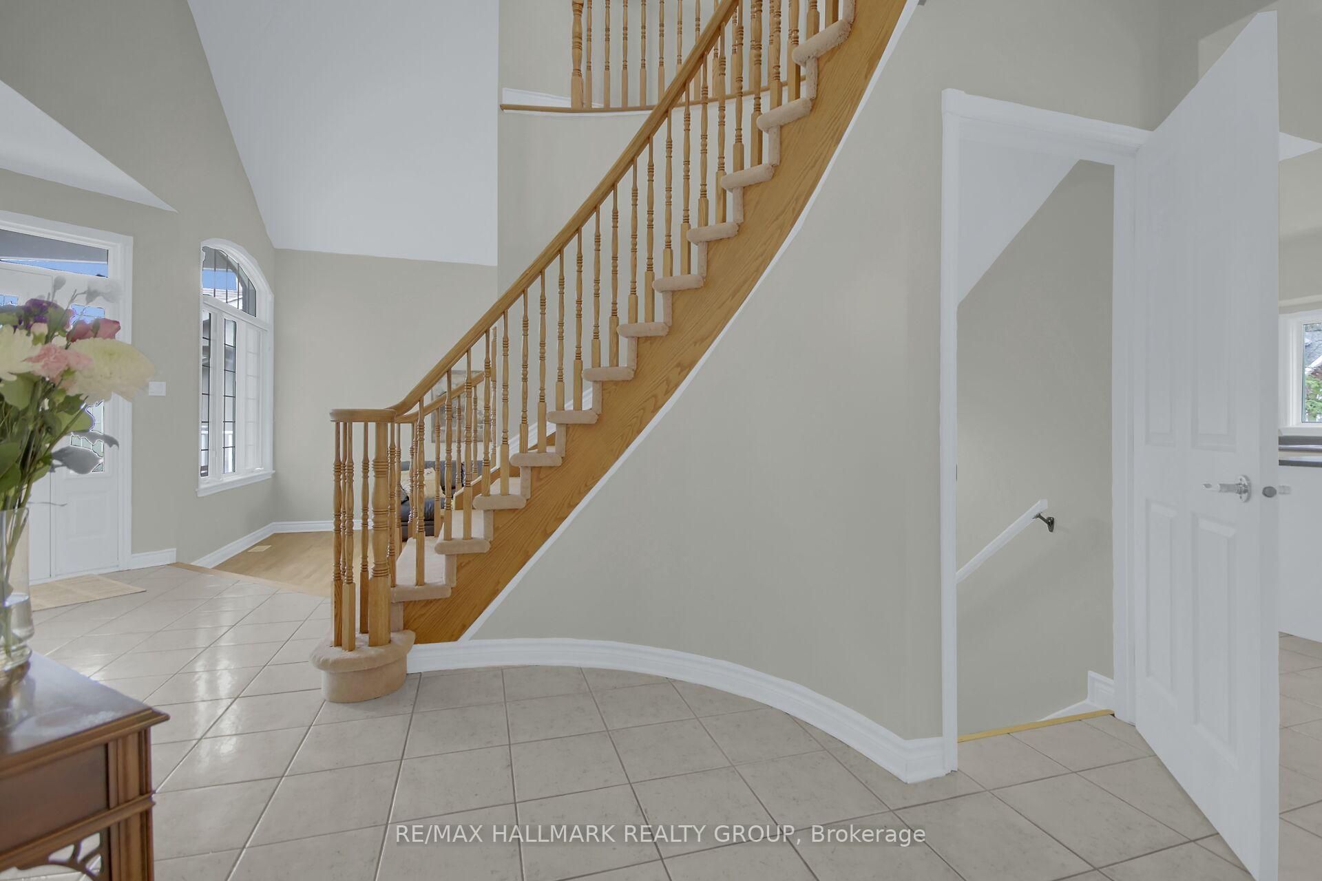 Photo 5 of 138 Shaughnessy Crescent, Ottawa, Kanata - Kanata Lakes/Heritage Hills — HOMEH