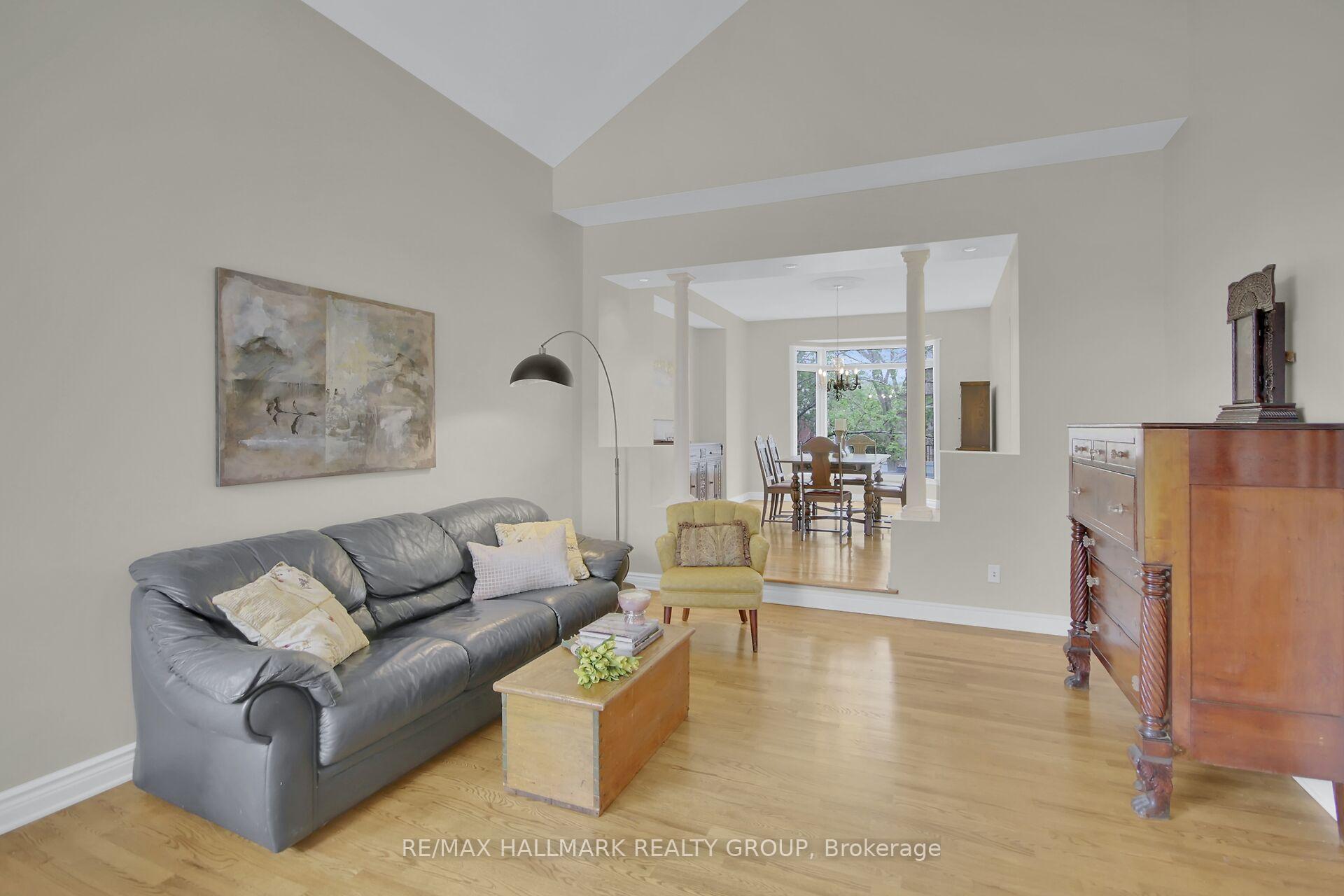 Photo 9 of 138 Shaughnessy Crescent, Ottawa, Kanata - Kanata Lakes/Heritage Hills — HOMEH