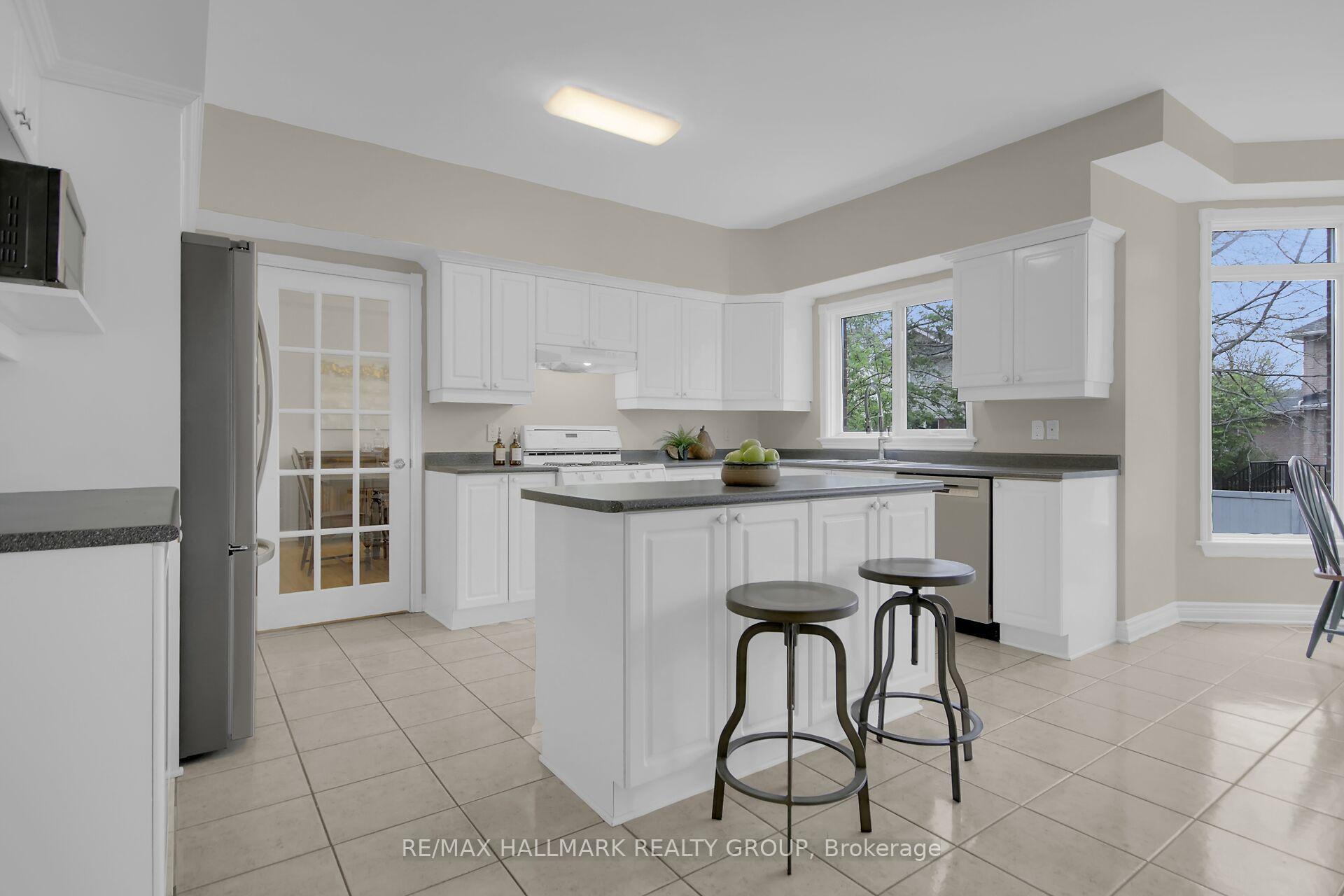 Photo 17 of 138 Shaughnessy Crescent, Ottawa, Kanata - Kanata Lakes/Heritage Hills — HOMEH
