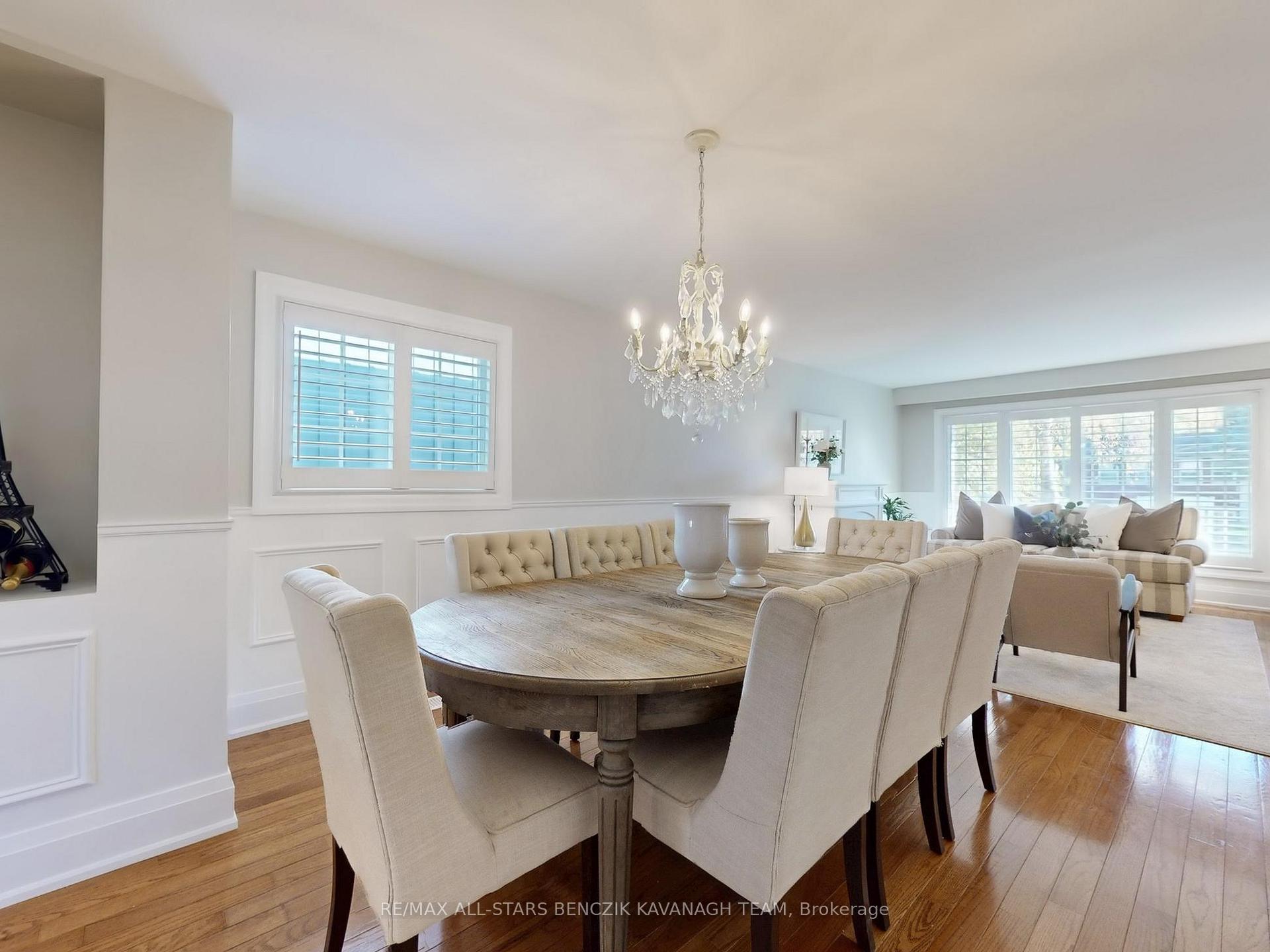 Photo 5 of 14 Hamilton Hall Drive, Markham, Markham Village — HOMEH