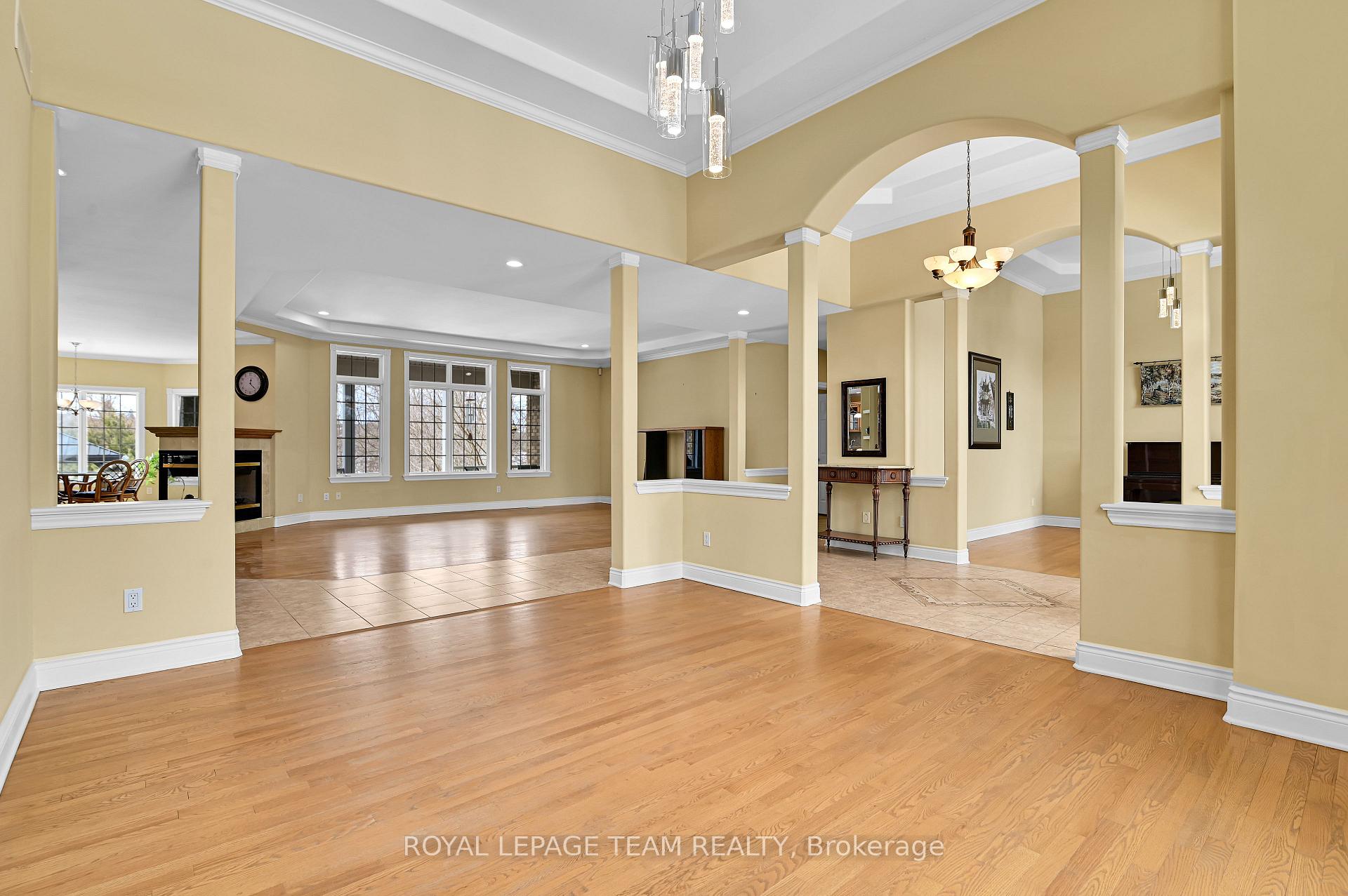 Photo 9 of 5618 Carrison Drive, Ottawa, Manotick Village & Manotick Estates — HOMEH