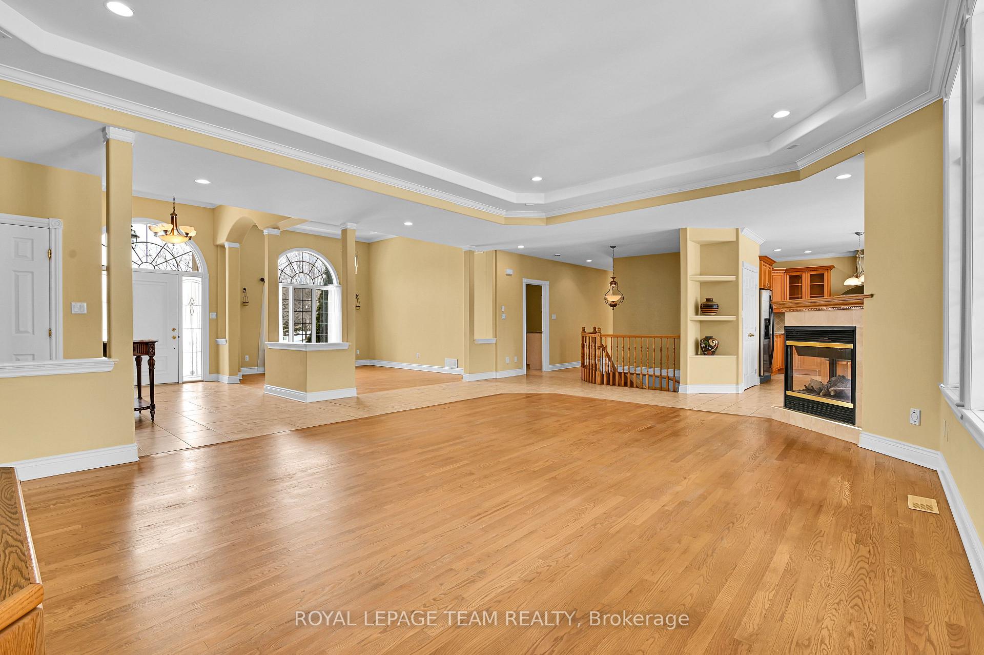 Photo 10 of 5618 Carrison Drive, Ottawa, Manotick Village & Manotick Estates — HOMEH