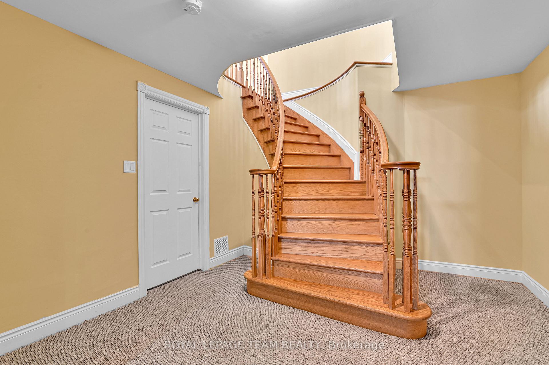Photo 25 of 5618 Carrison Drive, Ottawa, Manotick Village & Manotick Estates — HOMEH