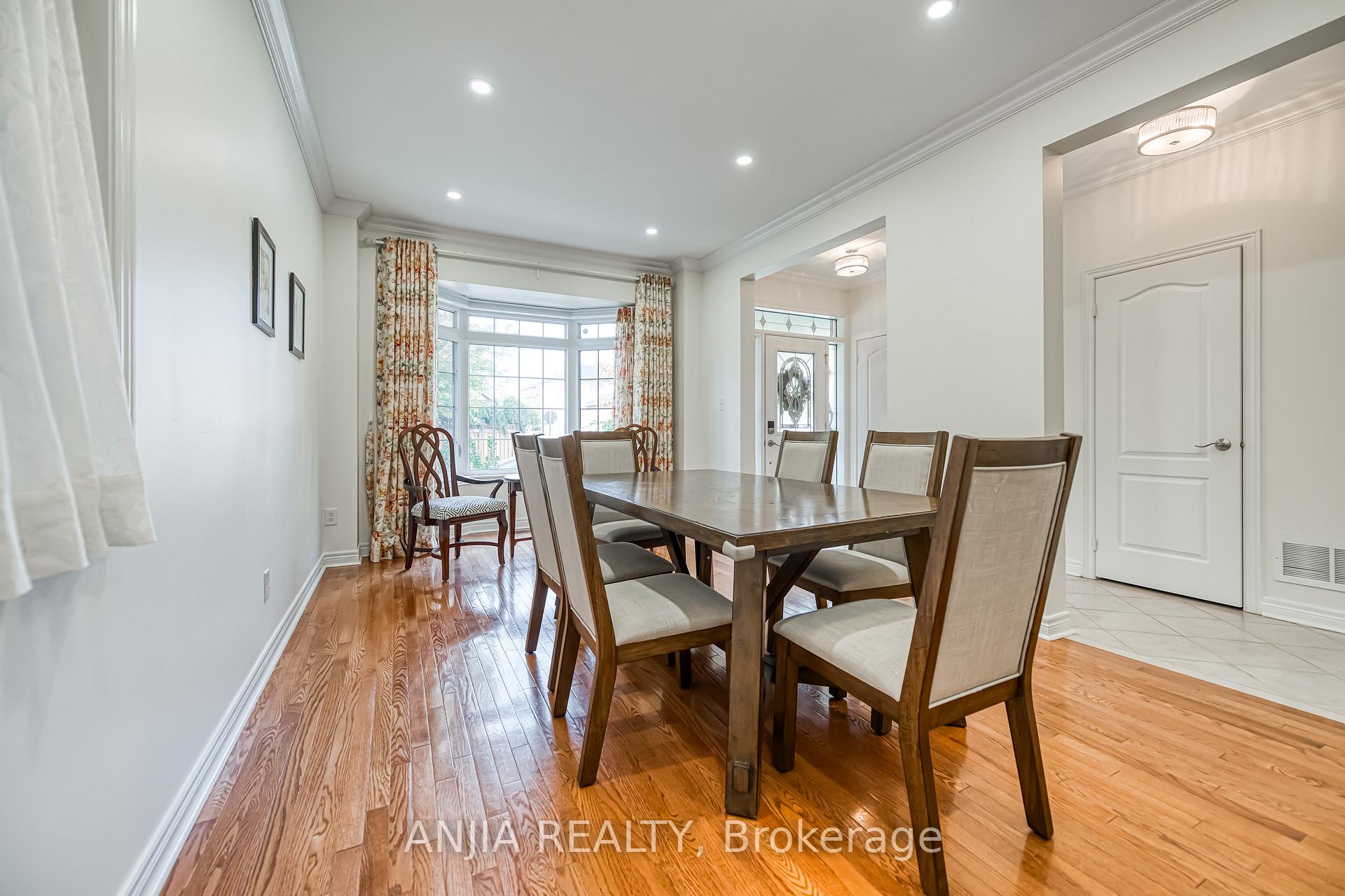 Photo 6 of 103 Shady Oaks Avenue, Markham, Cornell — HOMEH