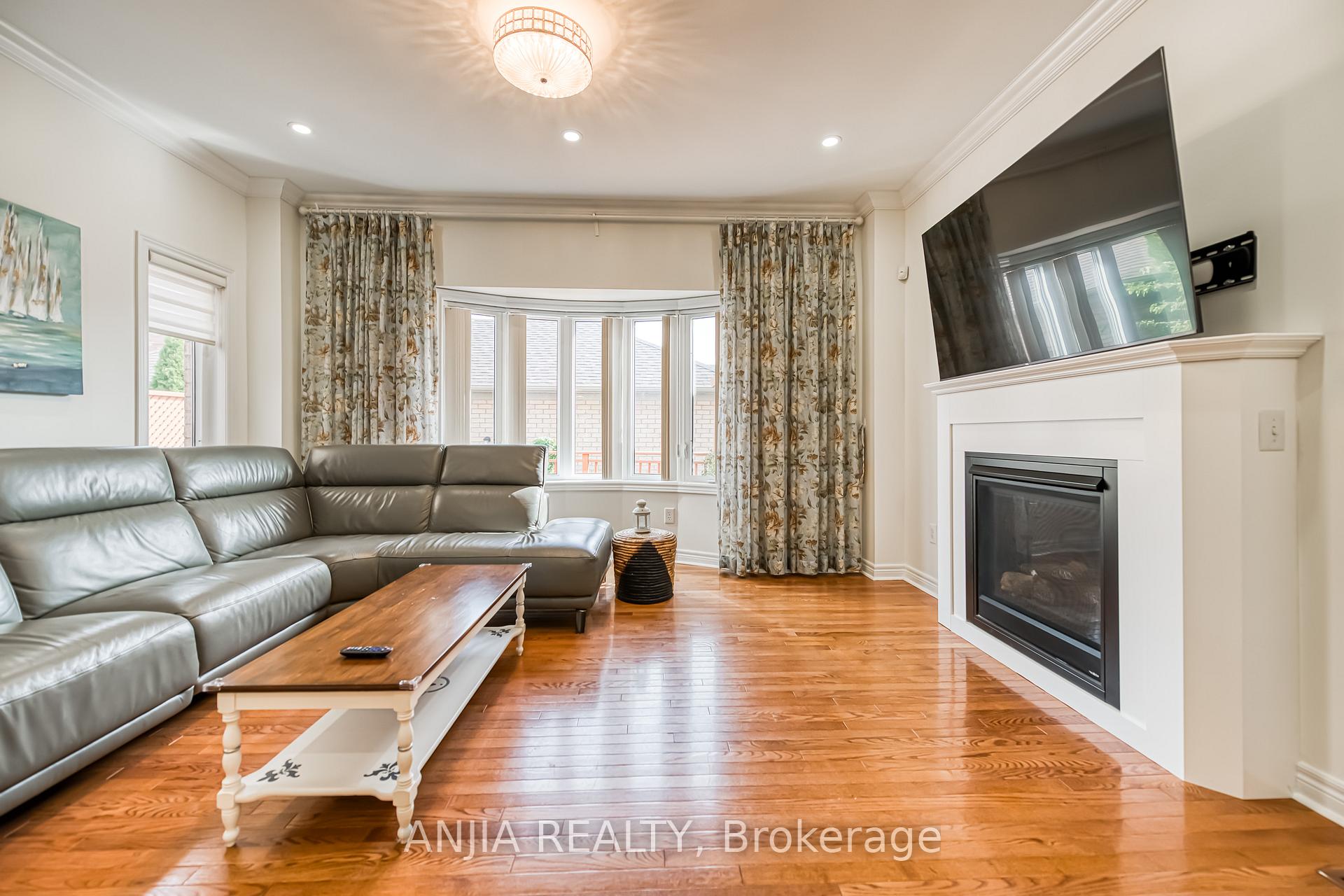 Photo 19 of 103 Shady Oaks Avenue, Markham, Cornell — HOMEH