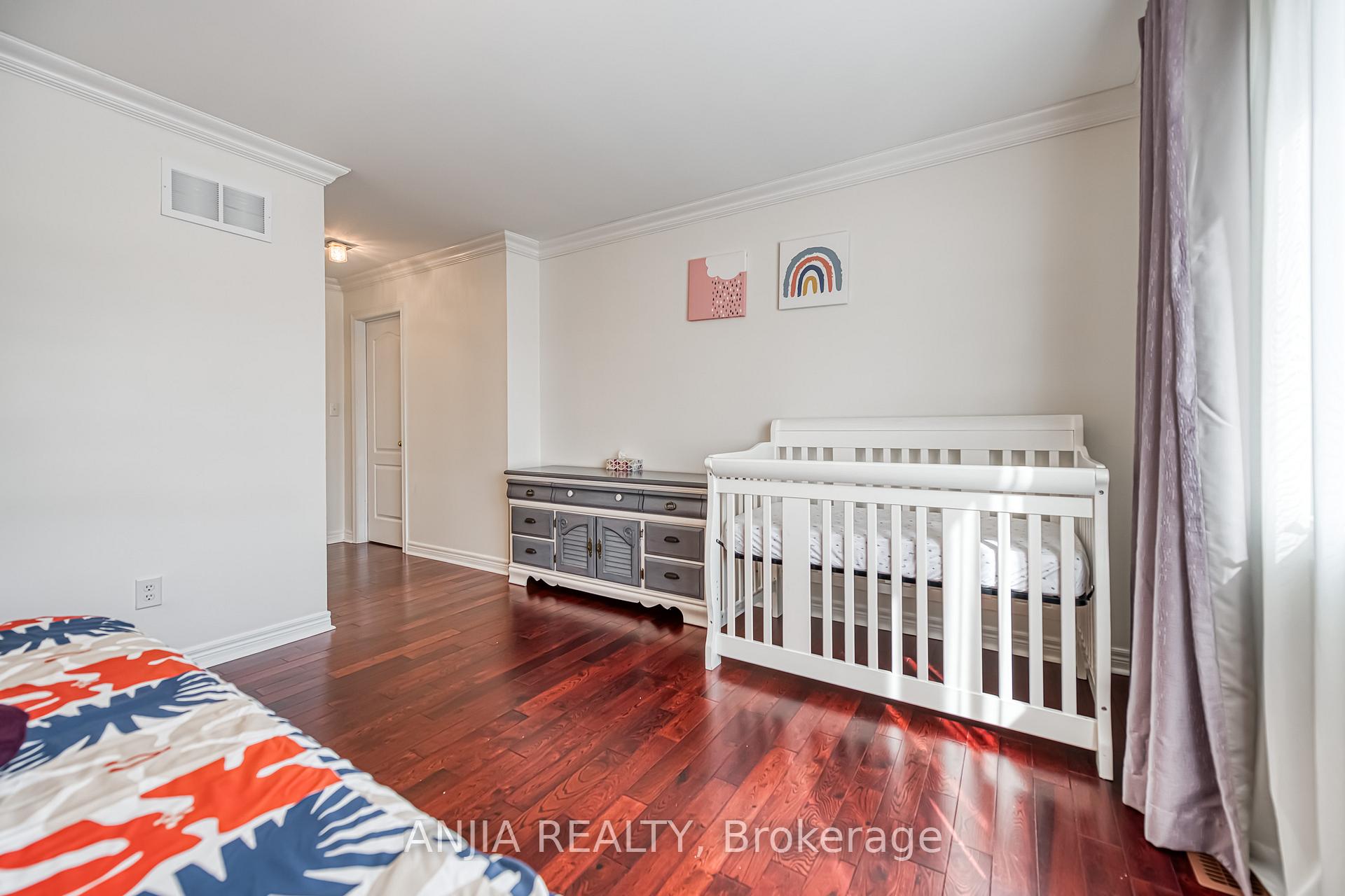 Photo 32 of 103 Shady Oaks Avenue, Markham, Cornell — HOMEH