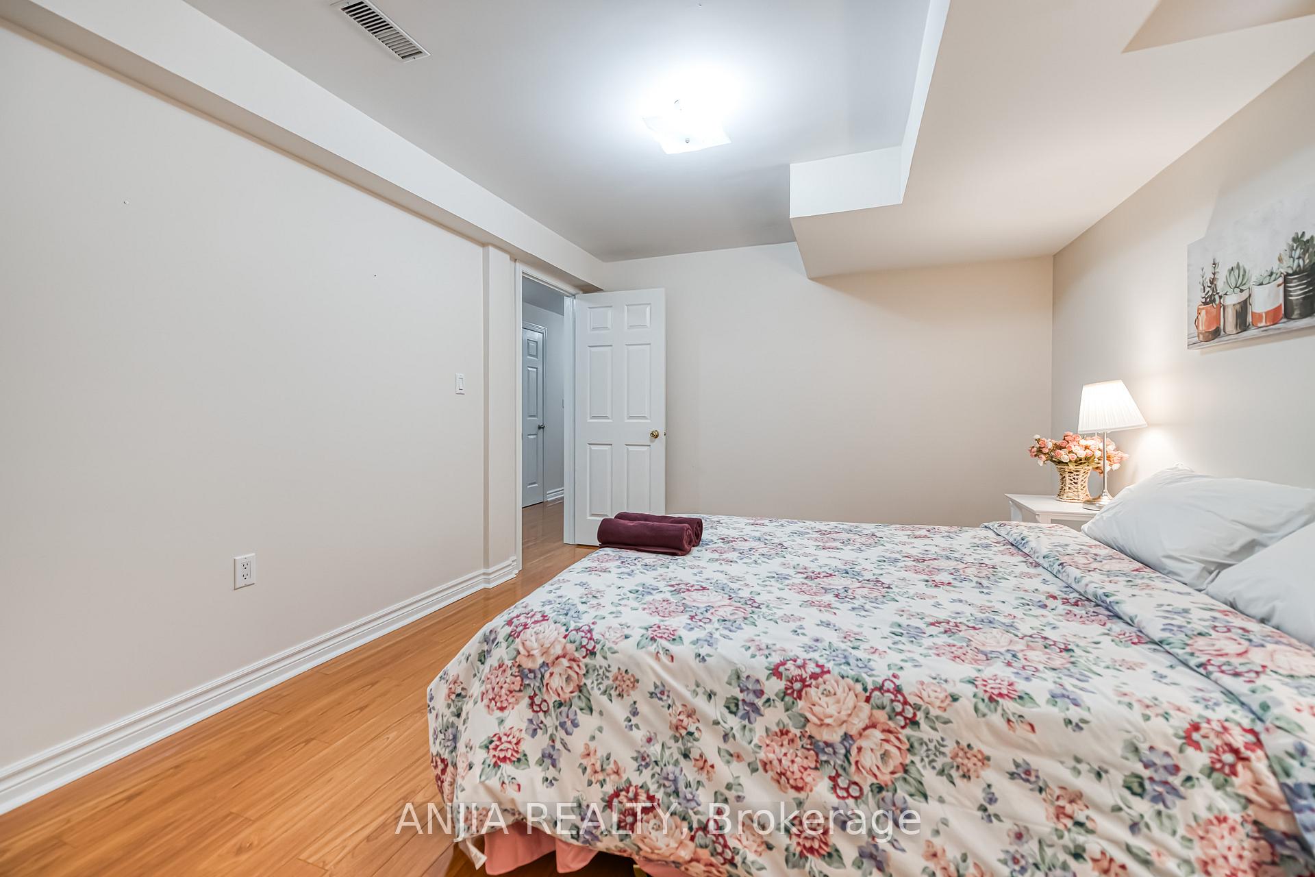 Photo 39 of 103 Shady Oaks Avenue, Markham, Cornell — HOMEH