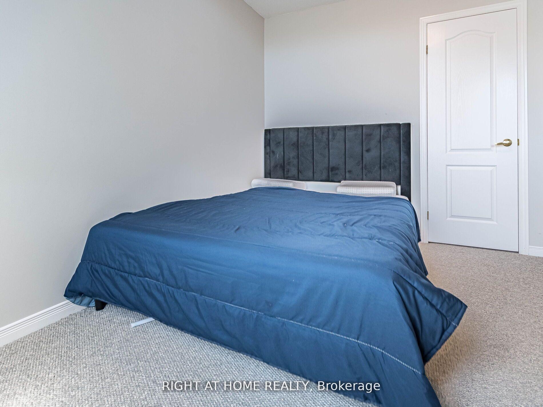 Photo 20 of 23 Glendarling Crescent, Hamilton, Stoney Creek — HOMEH