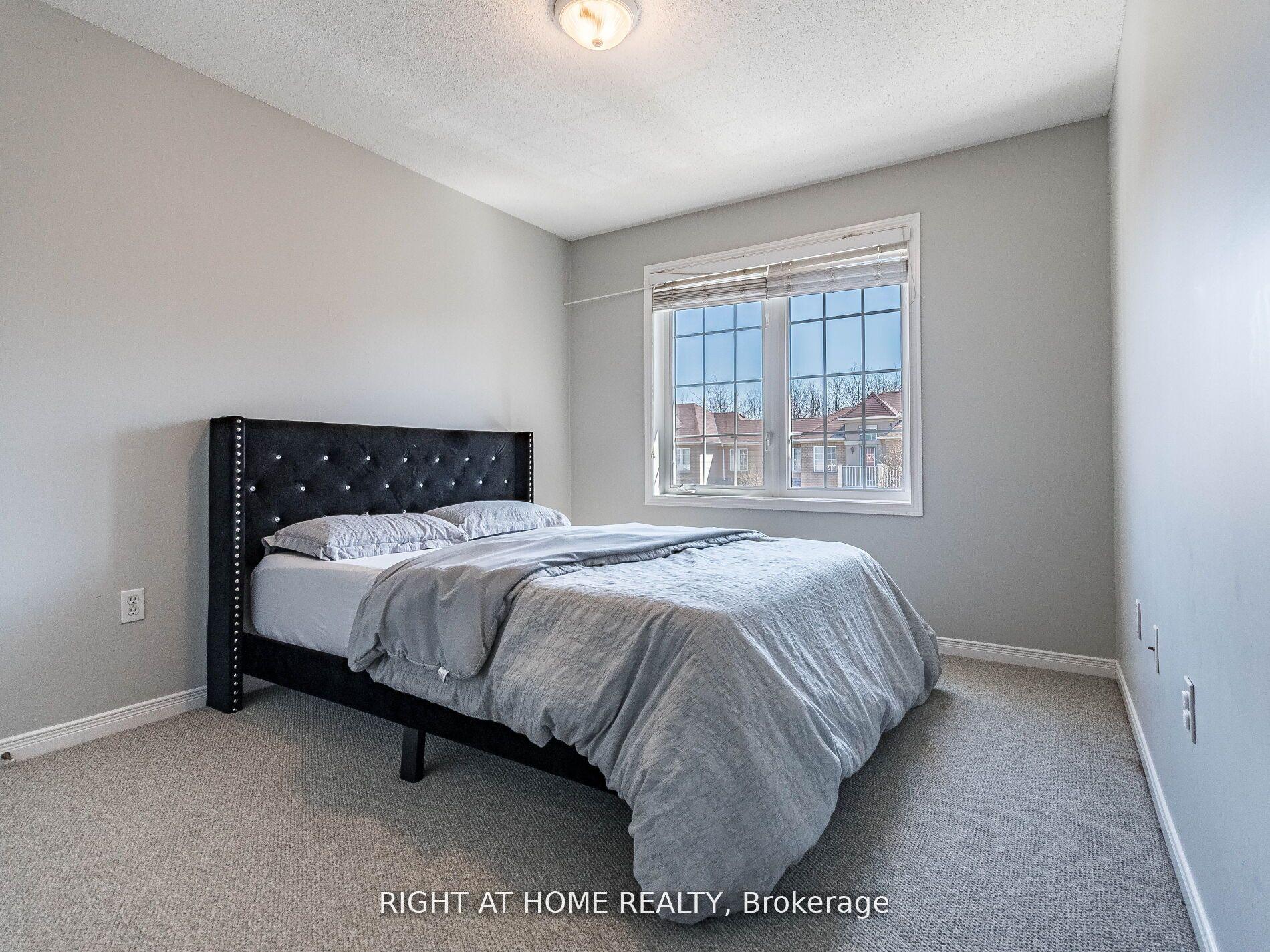 Photo 21 of 23 Glendarling Crescent, Hamilton, Stoney Creek — HOMEH