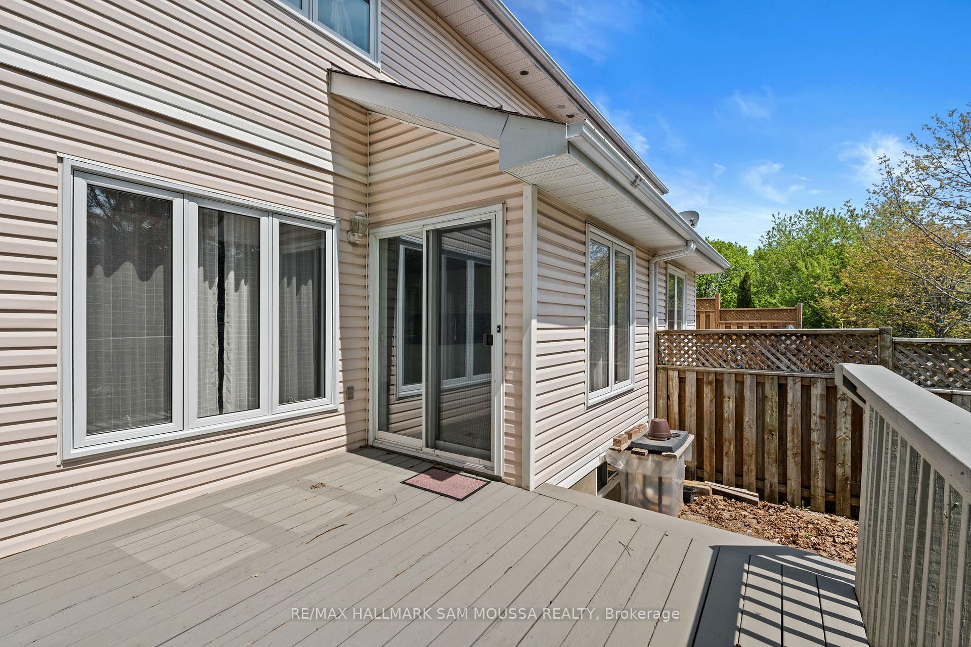 Photo 32 of 11 Highmont Court, Ottawa, Kanata - Kanata Lakes/Heritage Hills — HOMEH