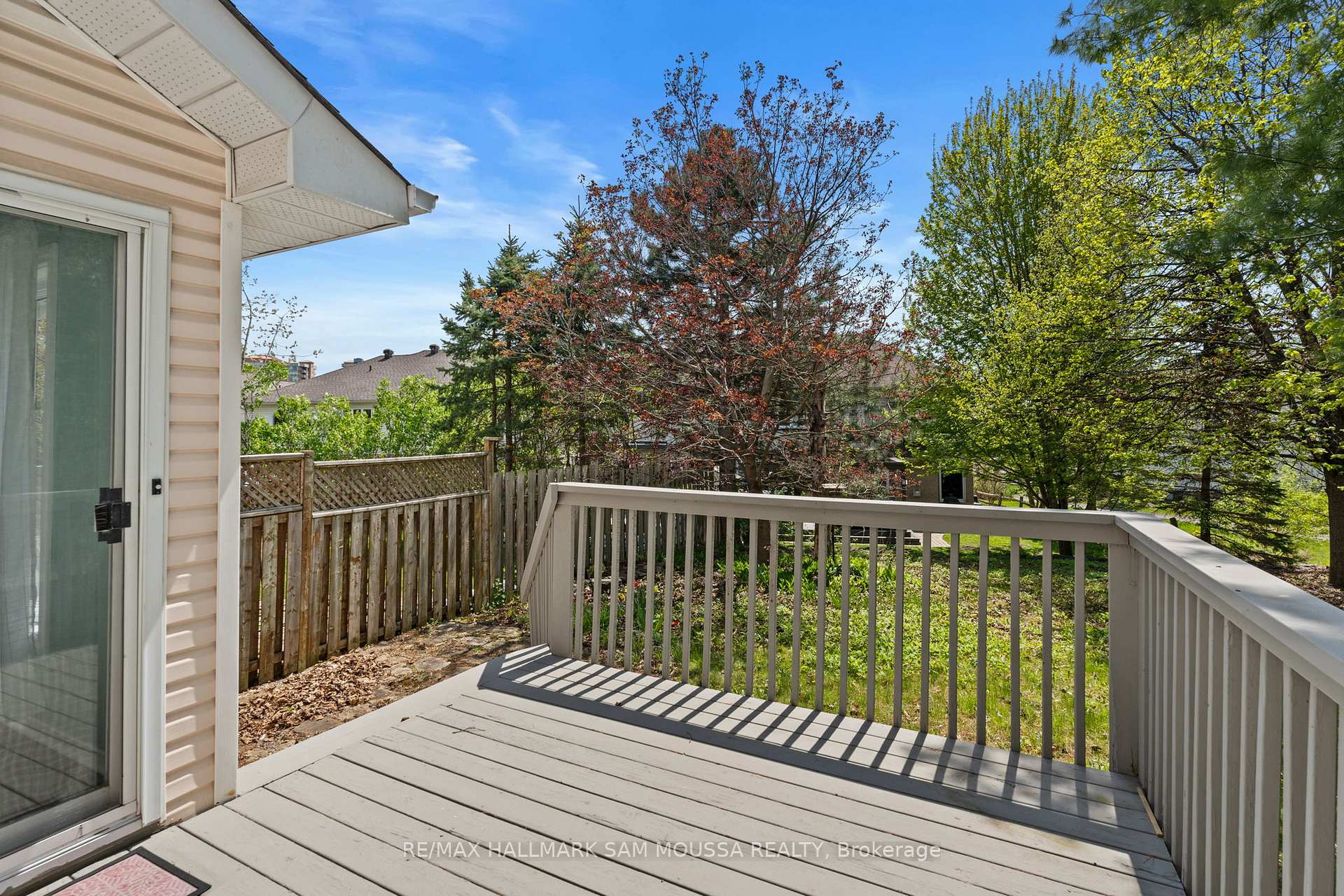 Photo 33 of 11 Highmont Court, Ottawa, Kanata - Kanata Lakes/Heritage Hills — HOMEH