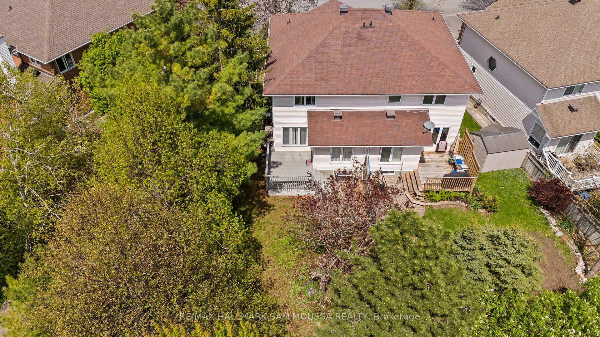 Photo 39 of 11 Highmont Court, Ottawa, Kanata - Kanata Lakes/Heritage Hills — HOMEH
