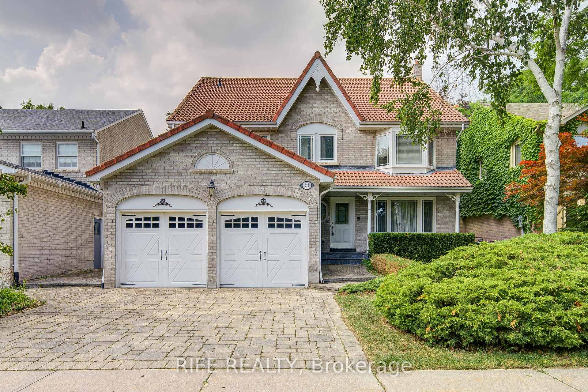 Front of 22 Chambery Crescent
