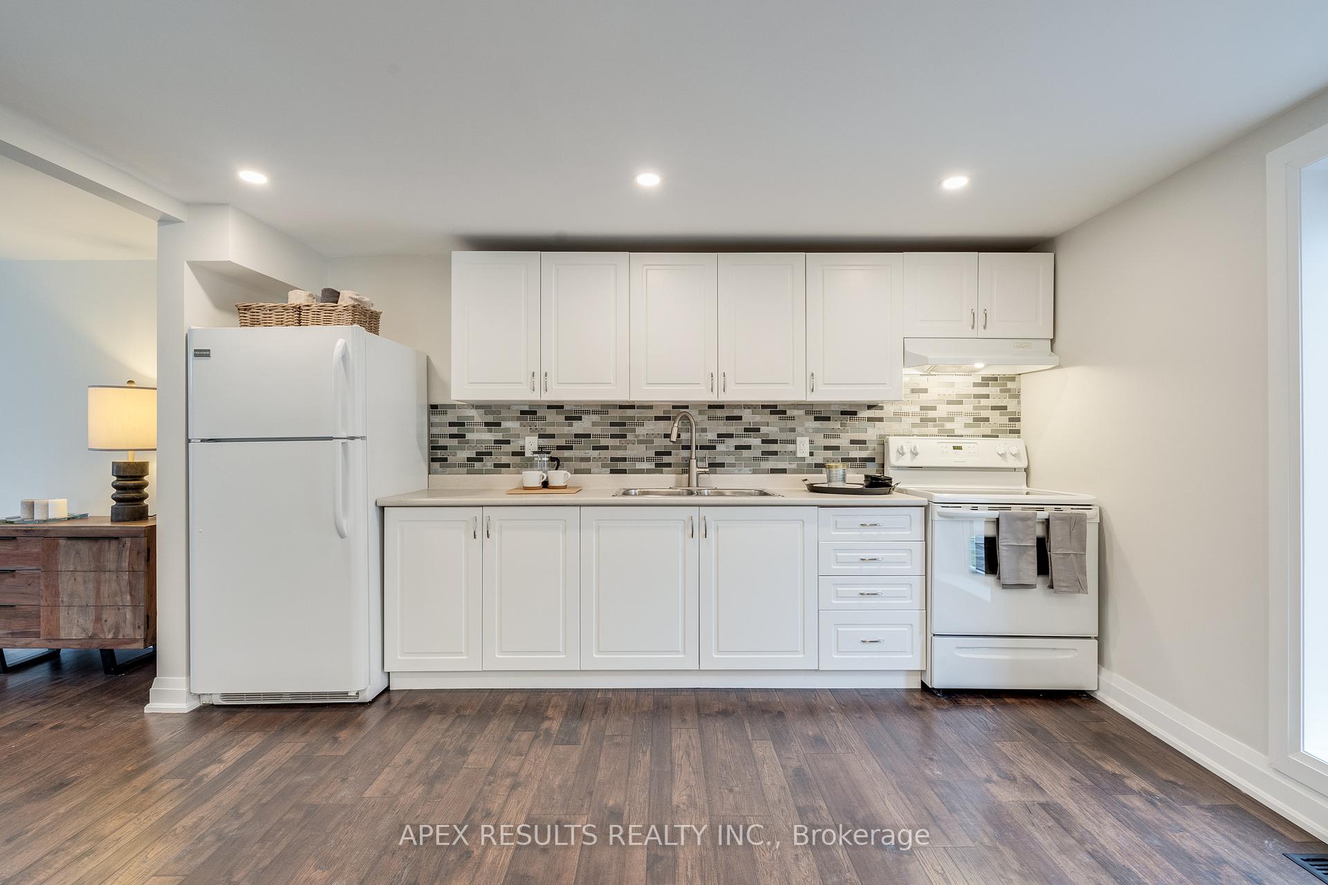 Photo 14 of 58 Spring Street, Hamilton, Corktown — HOMEH