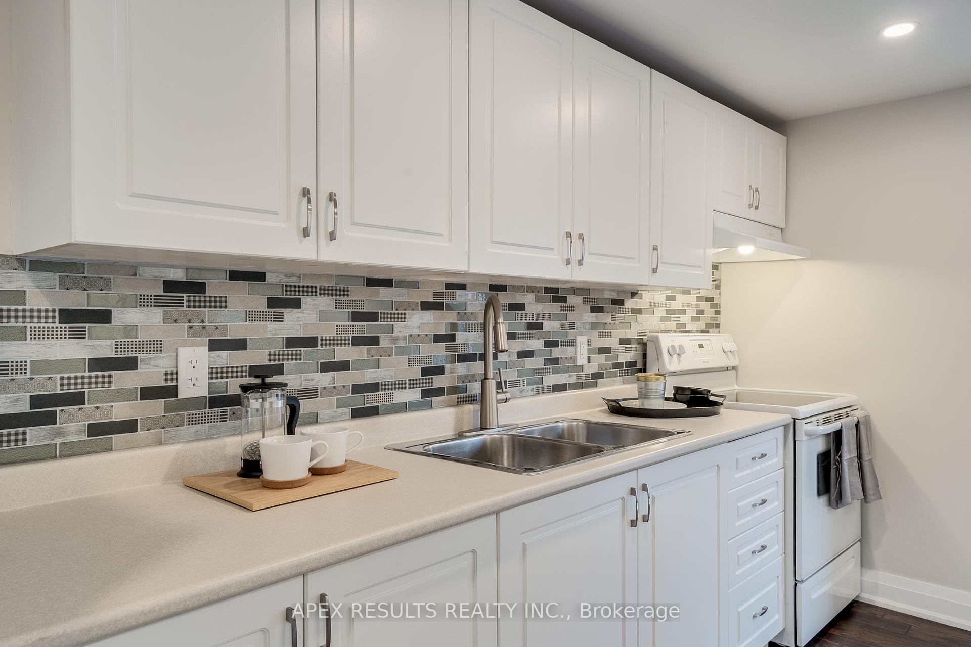 Photo 17 of 58 Spring Street, Hamilton, Corktown — HOMEH