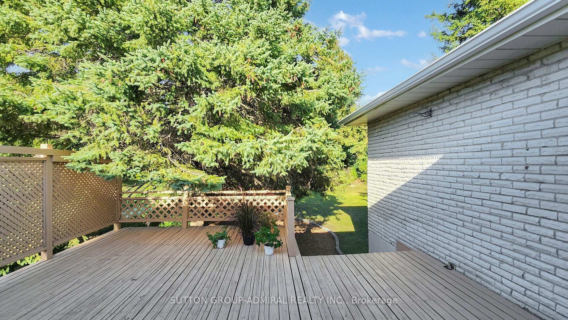 Photo 17 of 62 Shieldmark Crescent, Markham, Royal Orchard — HOMEH