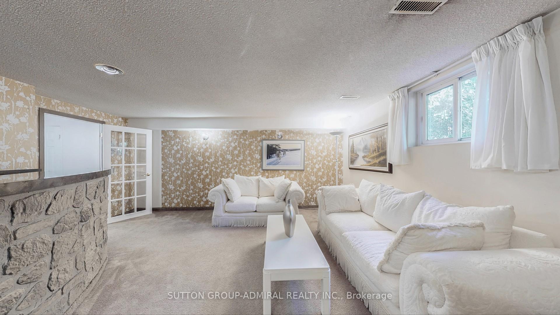 Photo 35 of 62 Shieldmark Crescent, Markham, Royal Orchard — HOMEH