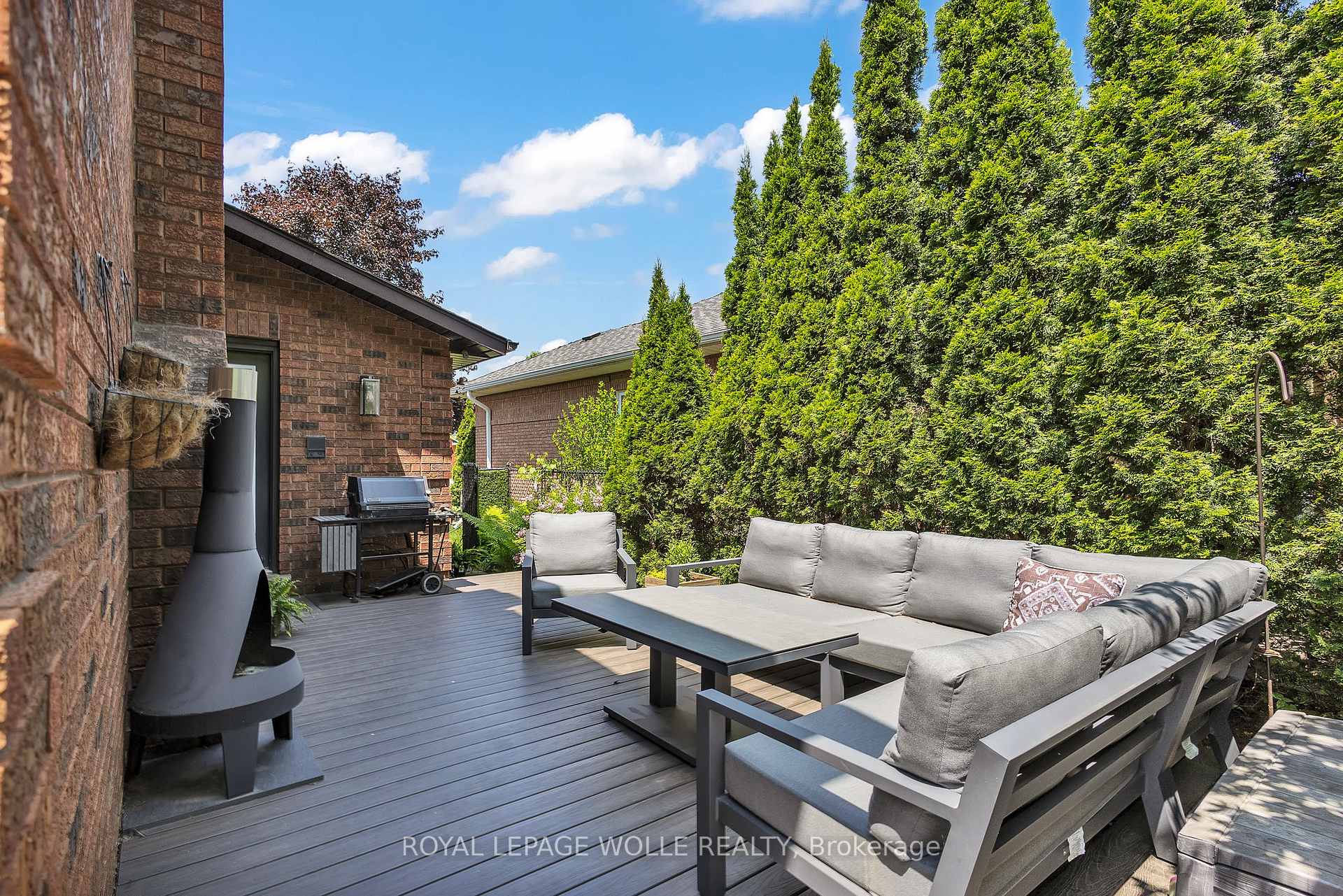 Photo 19 of 34 Daimler Drive, Kitchener — HOMEH