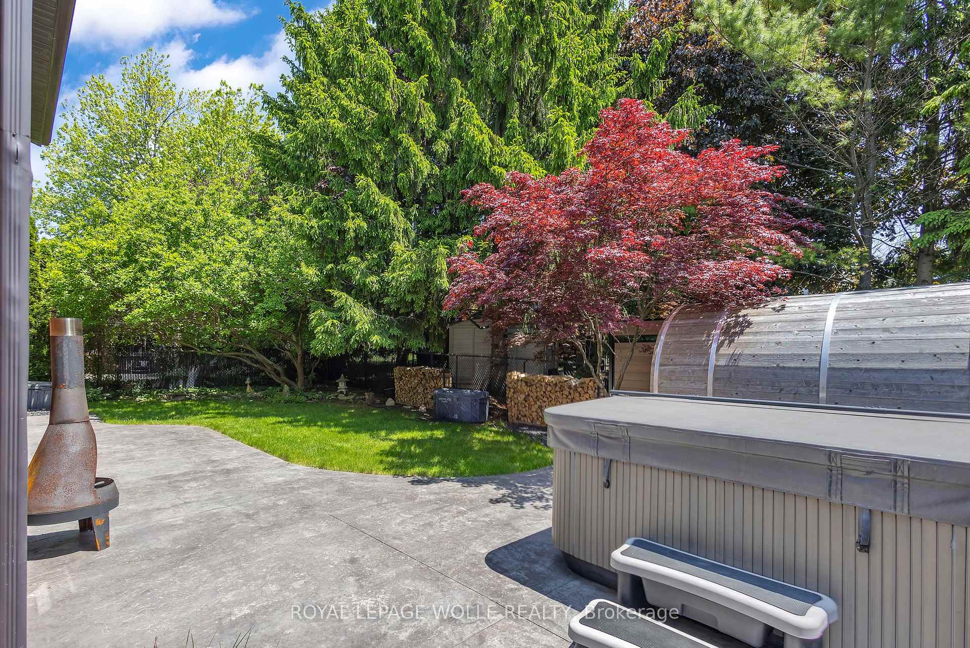 Photo 25 of 34 Daimler Drive, Kitchener — HOMEH
