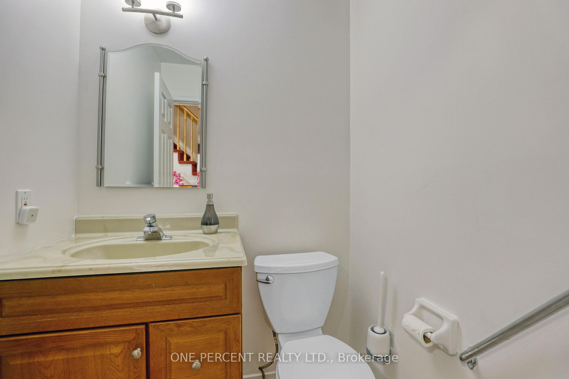 Photo 7 of 33 Shannondoe Crescent, Ottawa, Kanata - Bridlewood — HOMEH