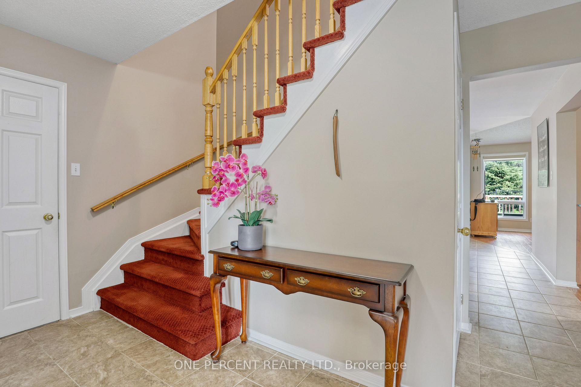 Photo 20 of 33 Shannondoe Crescent, Ottawa, Kanata - Bridlewood — HOMEH