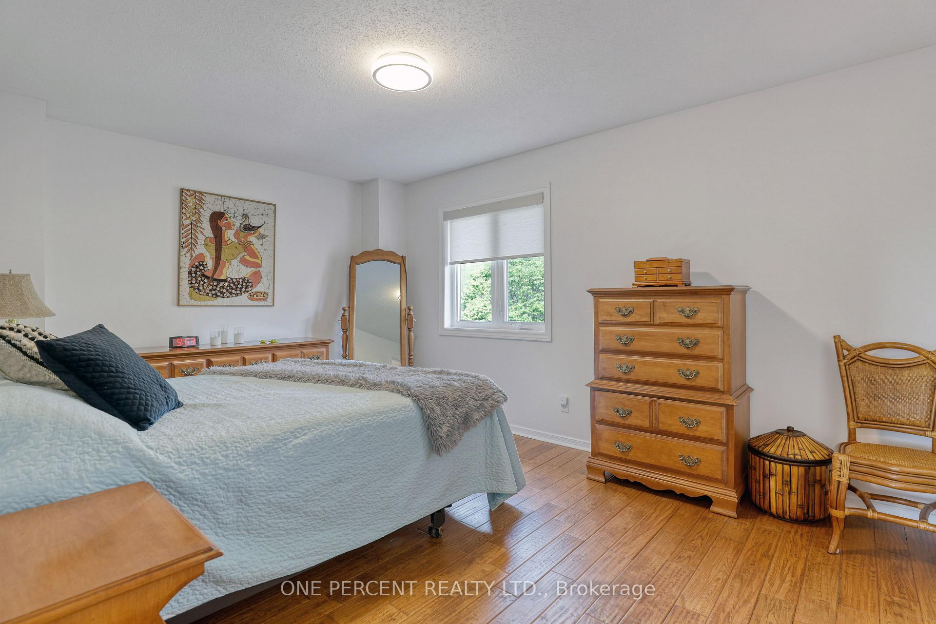 Photo 21 of 33 Shannondoe Crescent, Ottawa, Kanata - Bridlewood — HOMEH