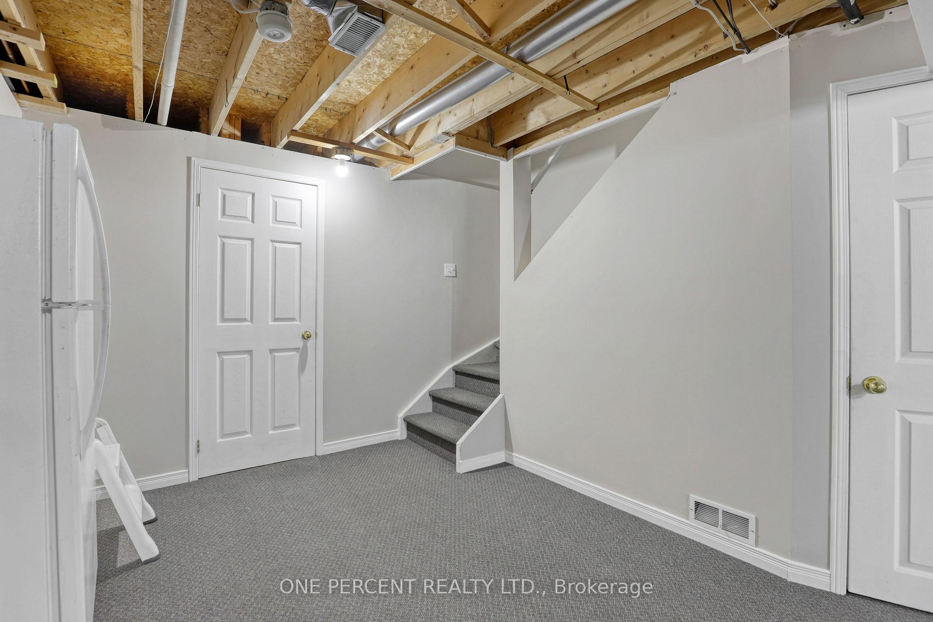 Photo 27 of 33 Shannondoe Crescent, Ottawa, Kanata - Bridlewood — HOMEH