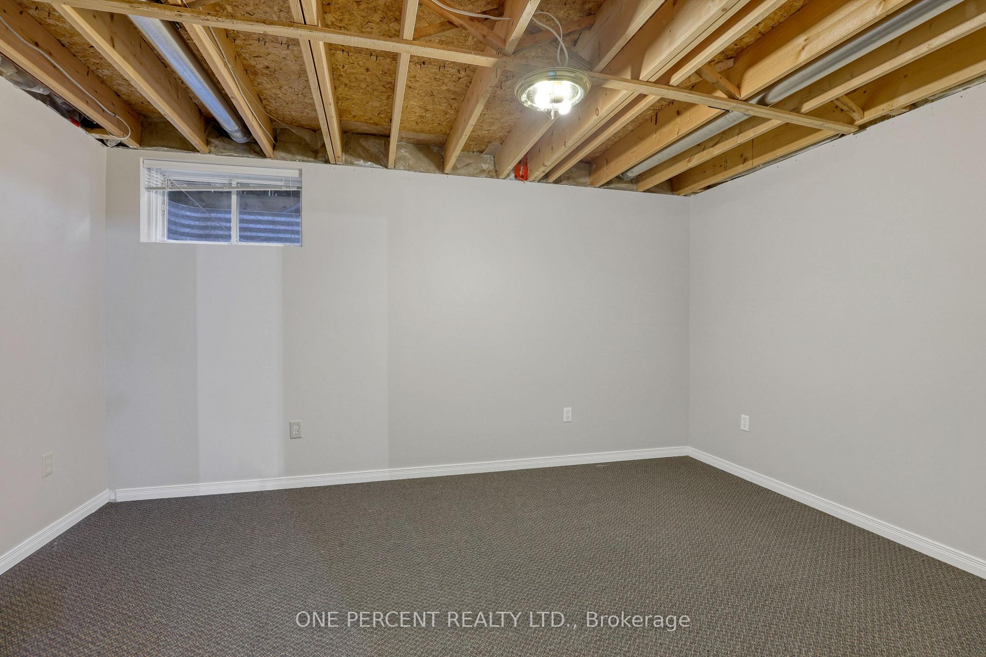 Photo 29 of 33 Shannondoe Crescent, Ottawa, Kanata - Bridlewood — HOMEH