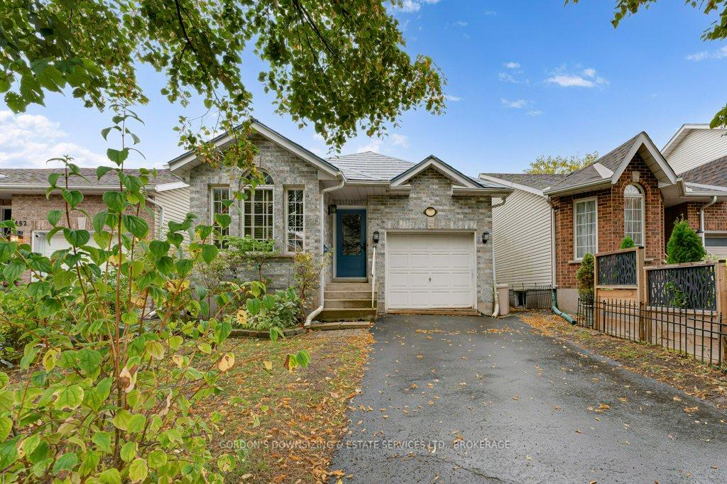 Photo 2 of 464 Freeman Crescent, Kingston, Kingston East (Incl Barret Crt) — HOMEH