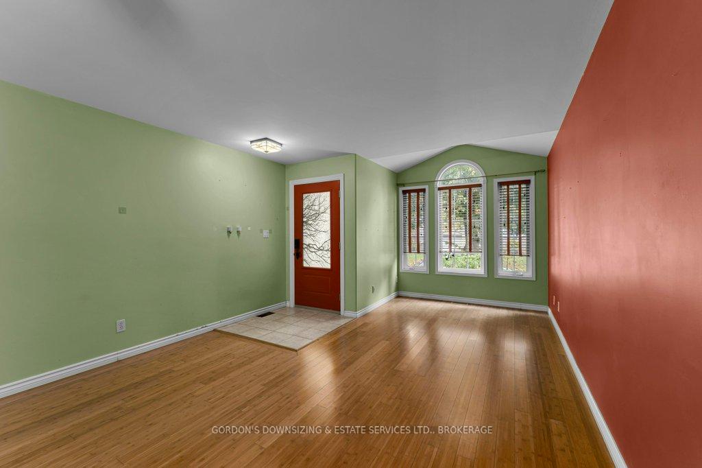 Photo 4 of 464 Freeman Crescent, Kingston, Kingston East (Incl Barret Crt) — HOMEH