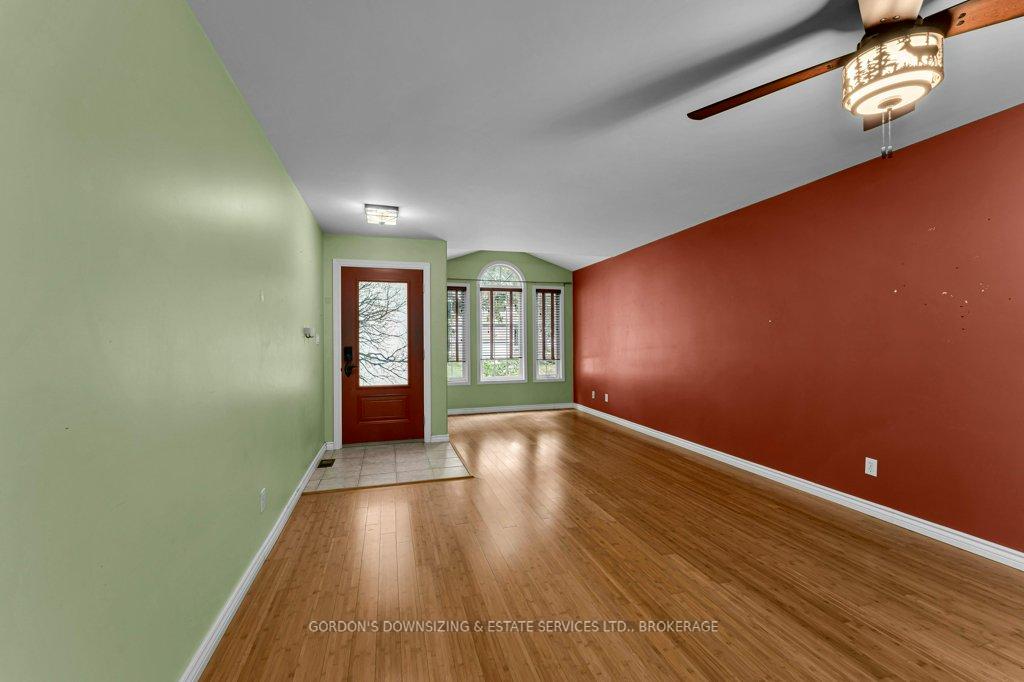 Photo 5 of 464 Freeman Crescent, Kingston, Kingston East (Incl Barret Crt) — HOMEH